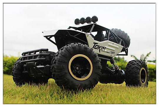 4WD RC Rock Crawler Maastoauto Kaksoismoottorilla 4