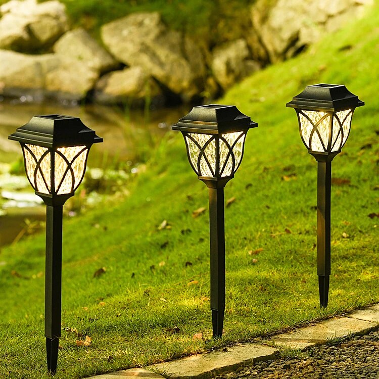 Aurinkopuutarhavalaistus LED-valoilla 2
