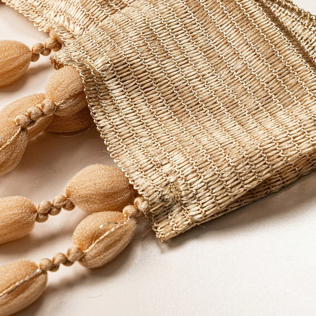 Boho-tyylinen Oviverho Helmillä Koristeltu 4