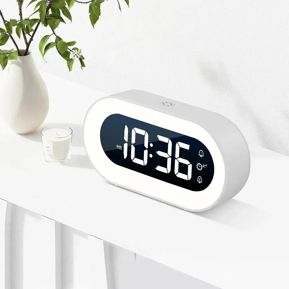 Digitaalinen Herätyskello Himmennettävällä Näytöllä 2