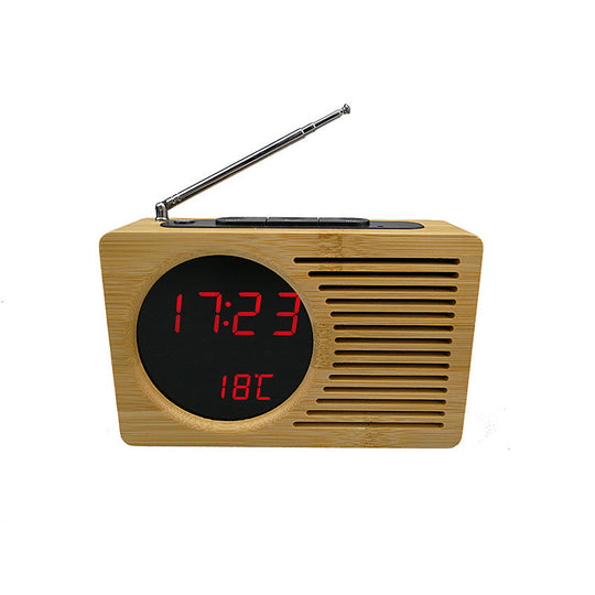 Digitaalinen radioherätyskello lämpötilanäytöllä 6