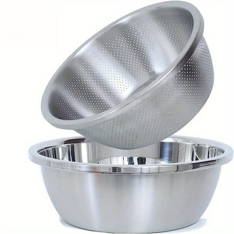 Keittiövälineet: 2 kpl Siivilä ja Sekoituskulho 0