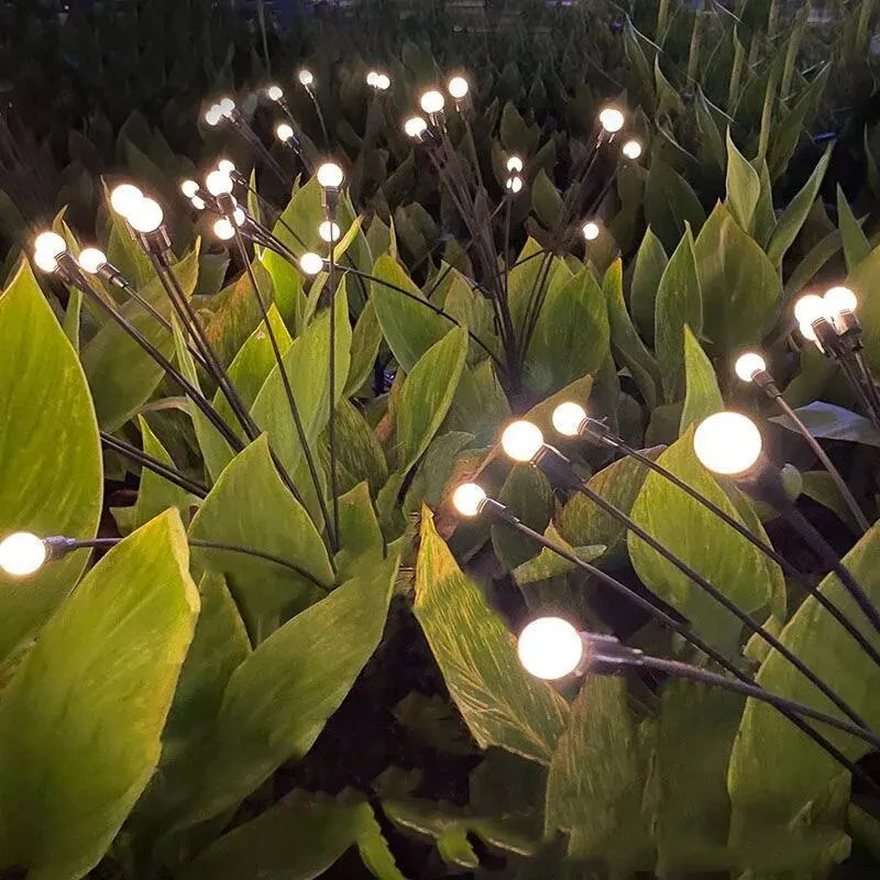 Kolmipäinen LED-puutarhavalaisin Aurinkoenergialla 0