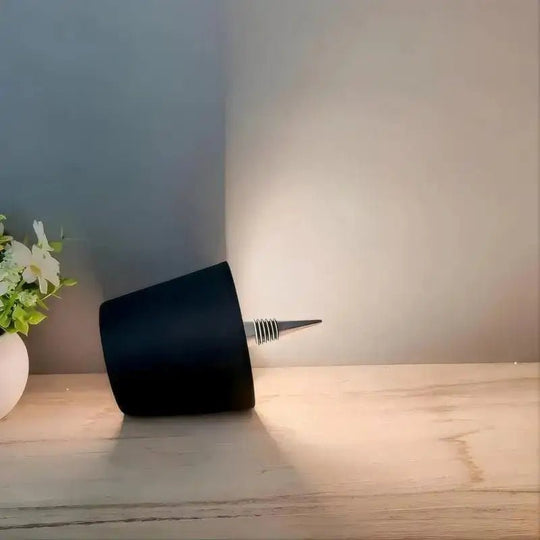 LED-pöytälamppu Kolmella Valaistustilalla 5