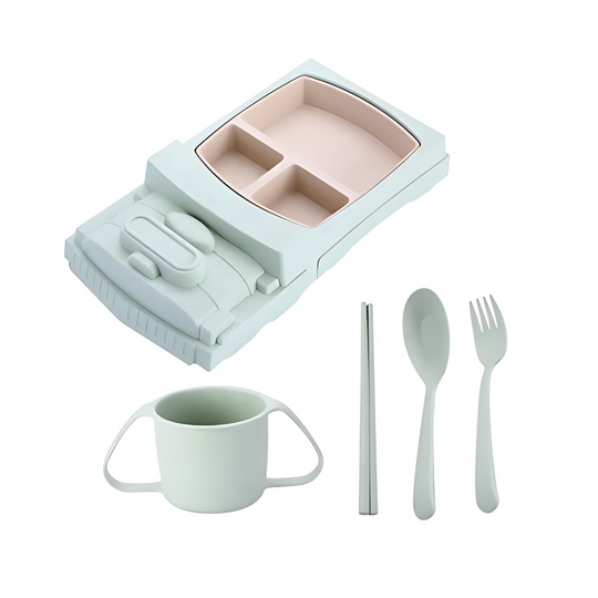 Lasten Ruokailusetti Kilpa-auton Muotoisena 15