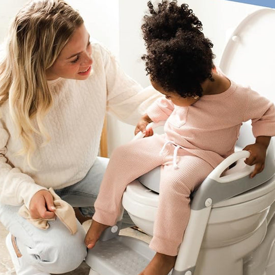 Lasten WC-istuin Tikkailla Ergonomisella Muotoilulla 2