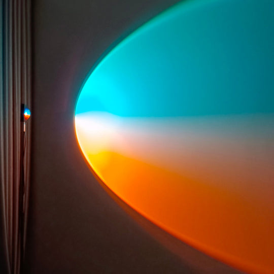 Lattiavalaisin Minimalistinen Auringonlaskun Tehosteella 1