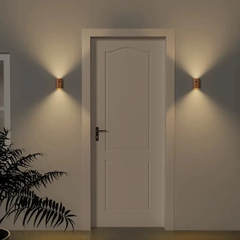 Liiketunnistimella varustettu puinen LED-valaisin 3