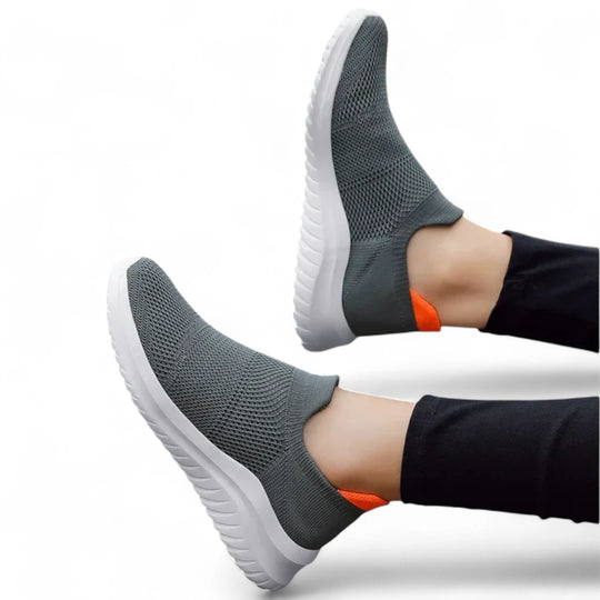 Naisten sneakers, laaja varvasosa, kestävä päällinen