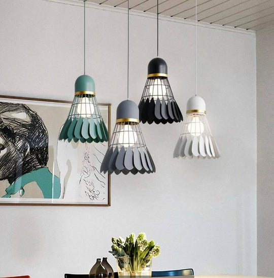 Minimalistinen Sulkapallo Kynttelikkölamppu 4