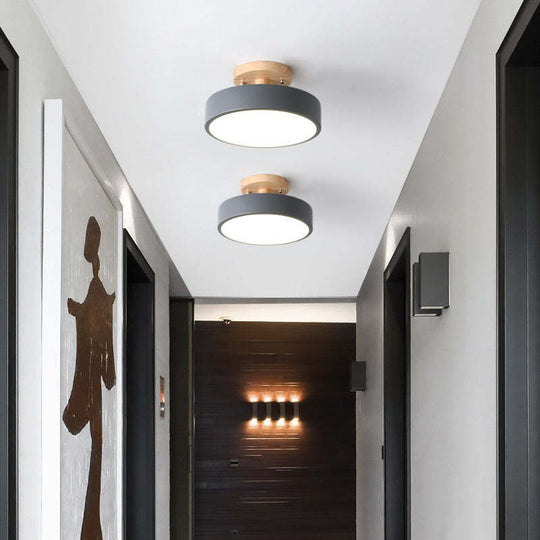 Moderni LED-kattovalaisin Alaric 11