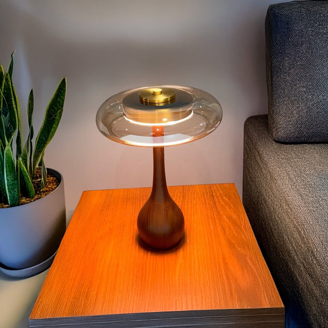 Moderni LED-pöytävalaisin Puisella Pohjalla 3