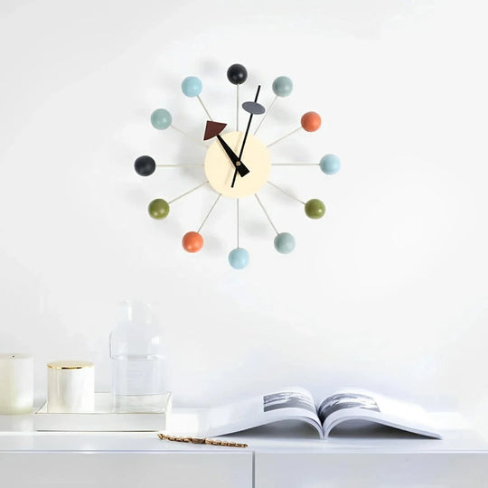 Moderni Seinäkello Aurinkoteemalla Tyylikäs Metallinen 32 cm 2