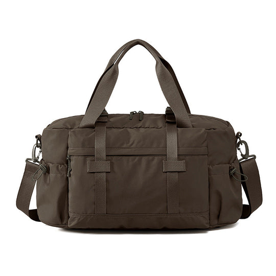 Monikäyttöinen miesten duffel-laukku käytännöllisellä muotoilulla 13