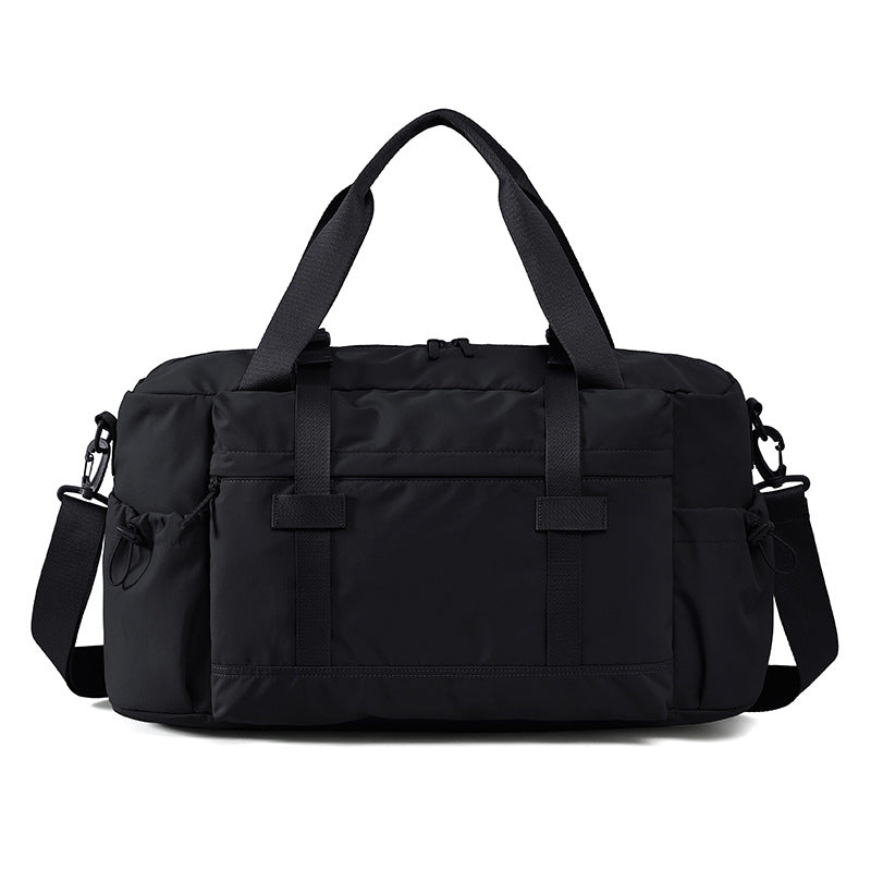 Monikäyttöinen miesten duffel-laukku käytännöllisellä muotoilulla 7