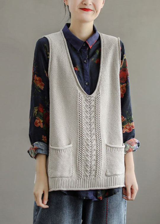 Naisten Hihaton Neuleliivi V-kaula-aukolla 1