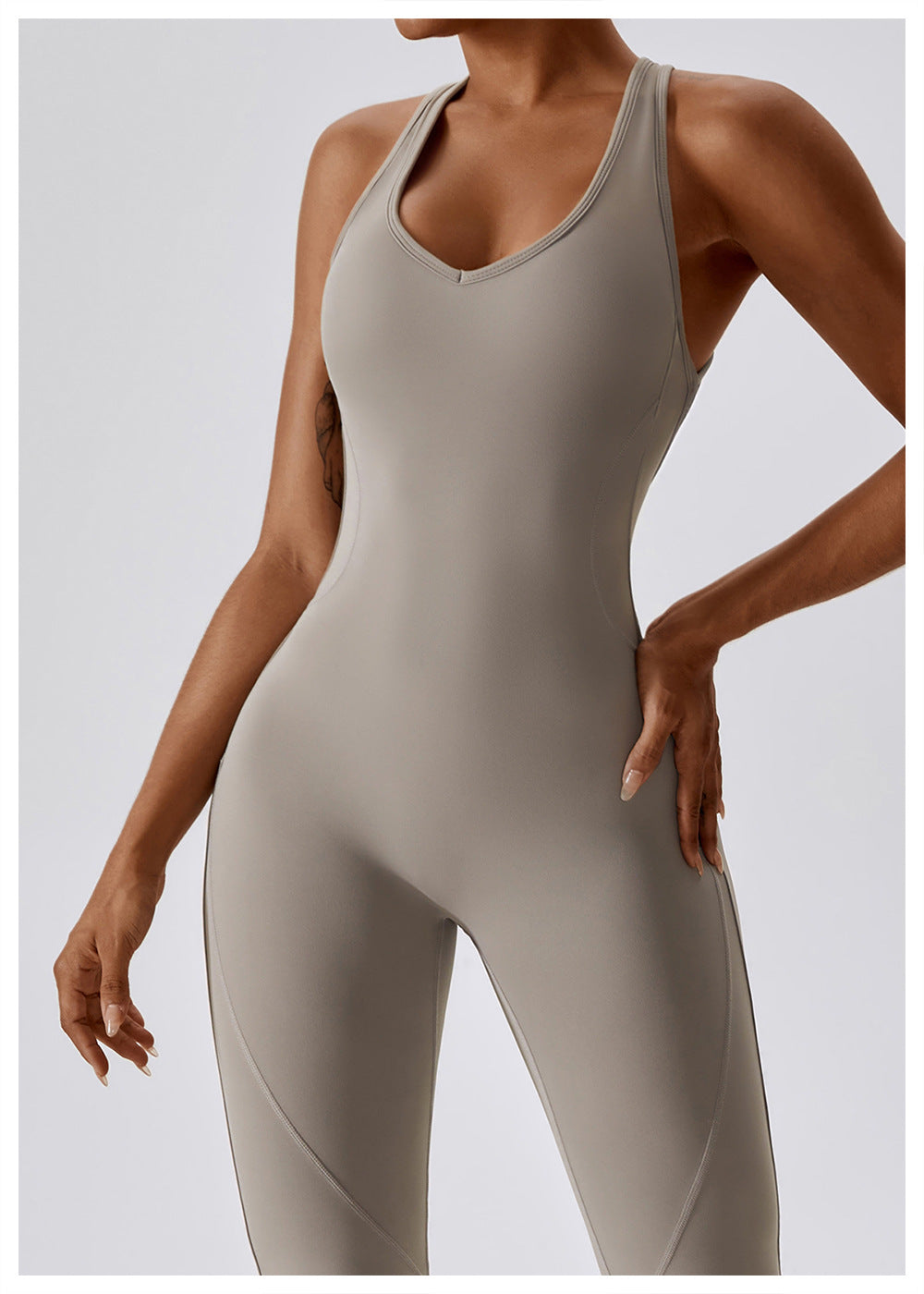 Naisten Jumpsuit V-halkio Muotoiltu Nylon 5