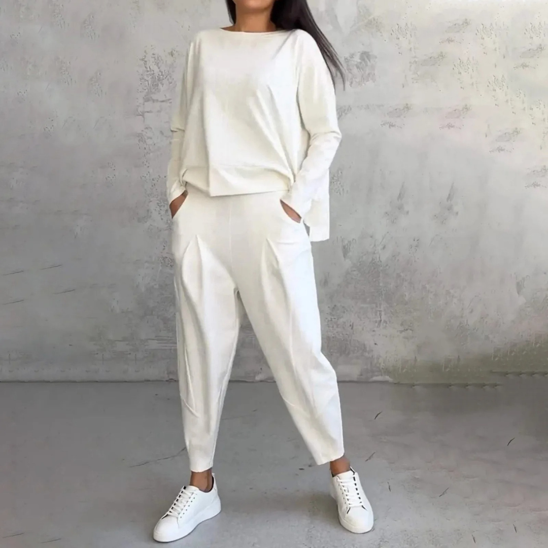 Naisten Kahden Osan Sarja Tyylikkäällä Muotoilulla 0