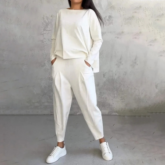 Naisten Kahden Osan Sarja Tyylikkäällä Muotoilulla 0