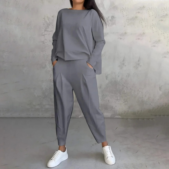 Naisten Kahden Osan Sarja Tyylikkäällä Muotoilulla 2