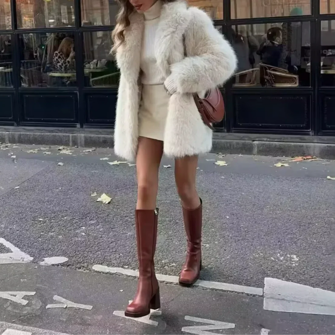 Naisten Keskitakki Tyylikkäällä Siluetilla 2