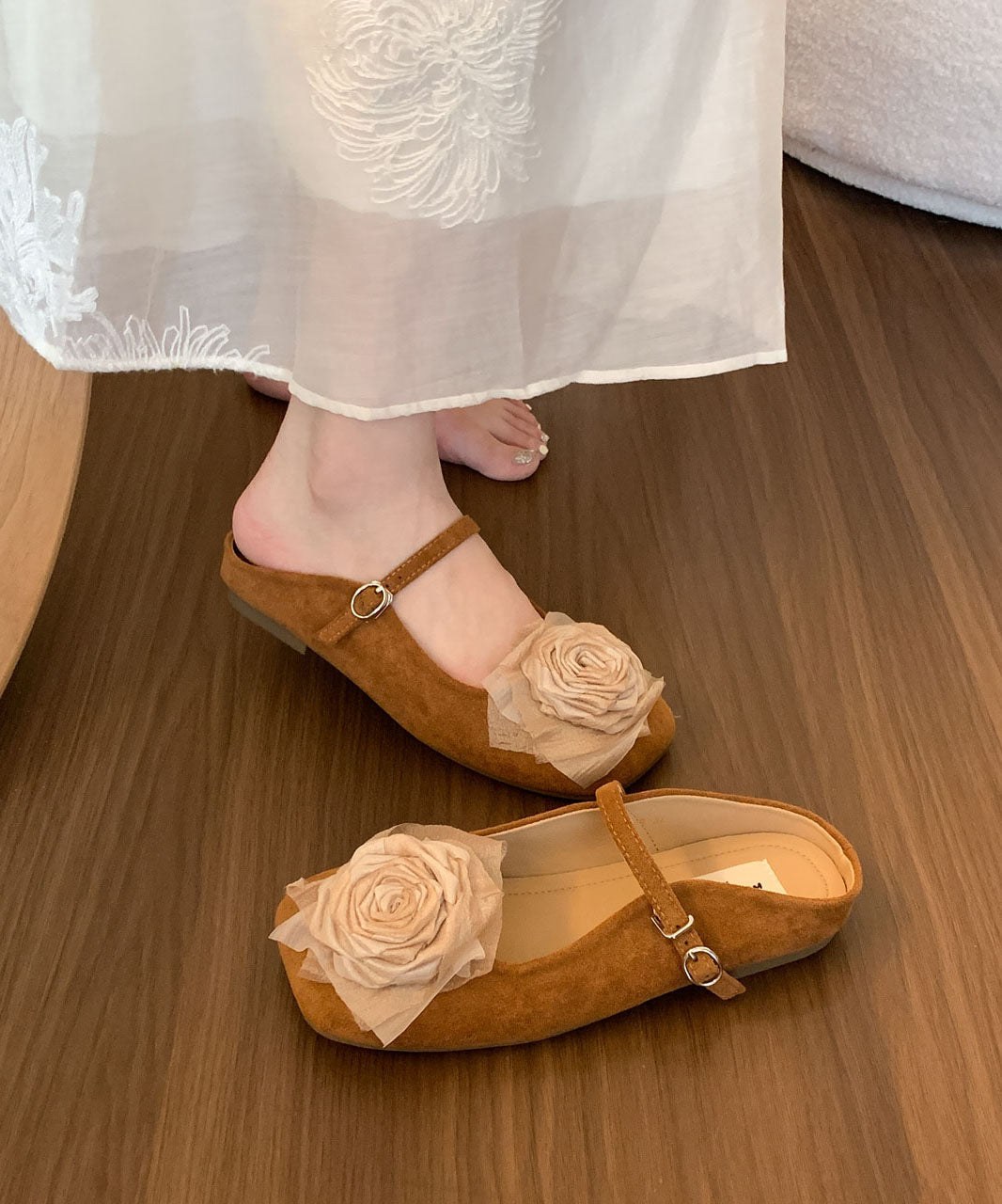 Naisten Mokkanahkasandaalit Kukka-Design 2