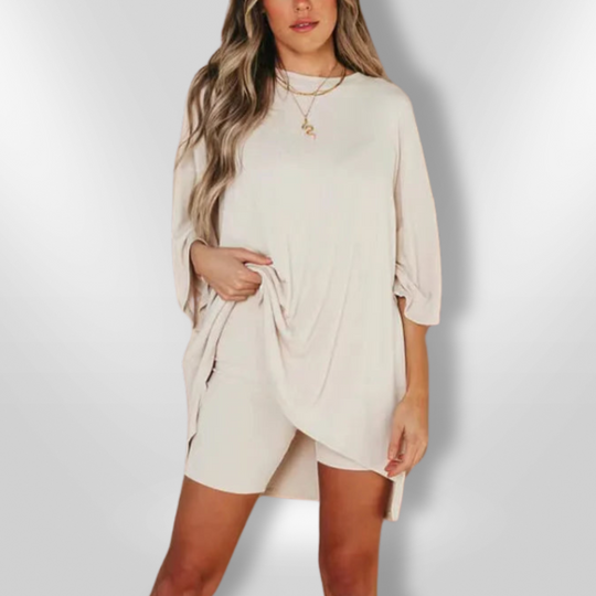 Naisten Mukava Setti Yhdistelmä Oversized Paita ja Shortsit 9
