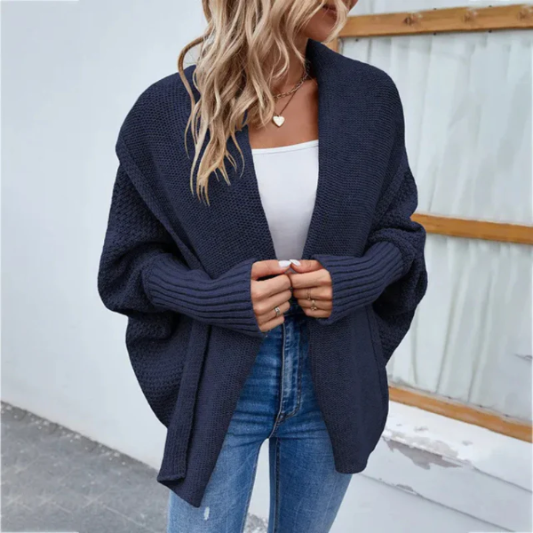 Naisten Oversized Neulecardigan Avoimella Edellä 3