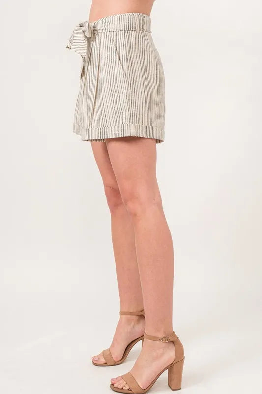 Naisten Raidalliset Flowy Shortsit Lino-sekoite 1
