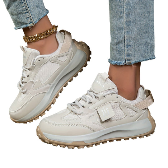 Naisten Trendikkäät Lenkkarit Korkealla Pohjalla Moderni Muotoilu 3