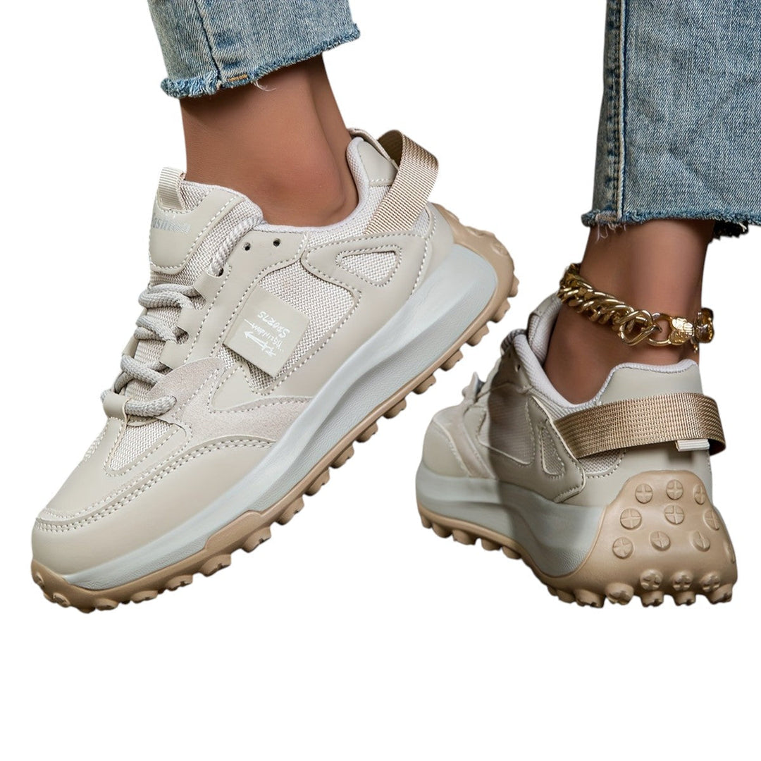 Naisten Trendikkäät Lenkkarit Korkealla Pohjalla Moderni Muotoilu 4