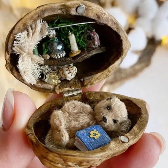 Nukkekoti Pähkinänkuoresta Sisävalaistuksella 9