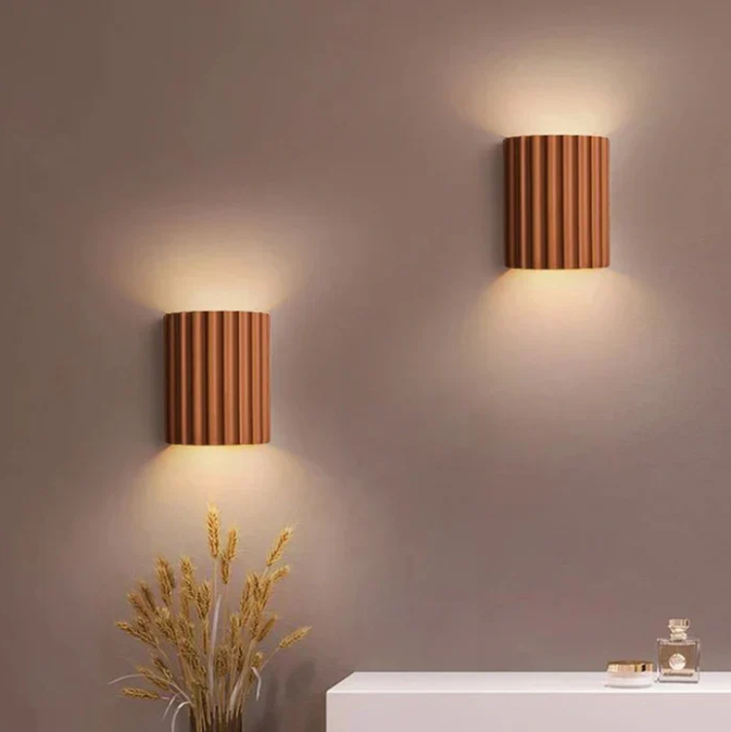 Nykyaikainen Seinävalaisin Minimalistisella Muotoilulla 2