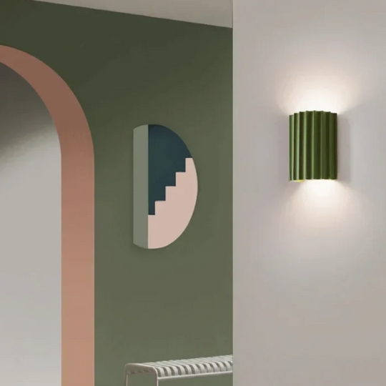 Nykyaikainen Seinävalaisin Minimalistisella Muotoilulla 6