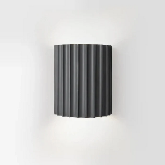 Nykyaikainen Seinävalaisin Minimalistisella Muotoilulla 9