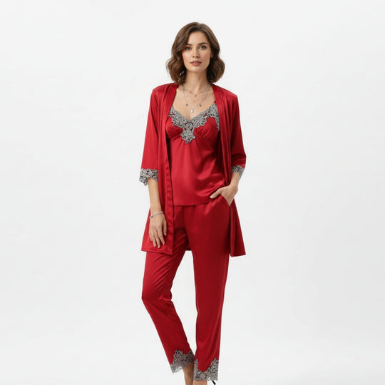 Pehmeä silkkiä muistuttava pyjama-setti 3