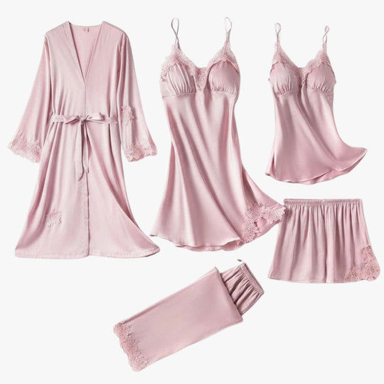 Pehmeä silkkiä muistuttava pyjama-setti 8