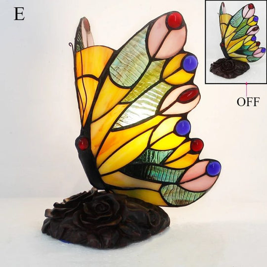 Retro Lasimaalaus Perhospöytävalaisin 7