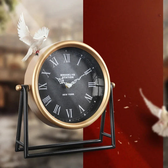 Retro Pöytäkello Vintage Tyylillä 1