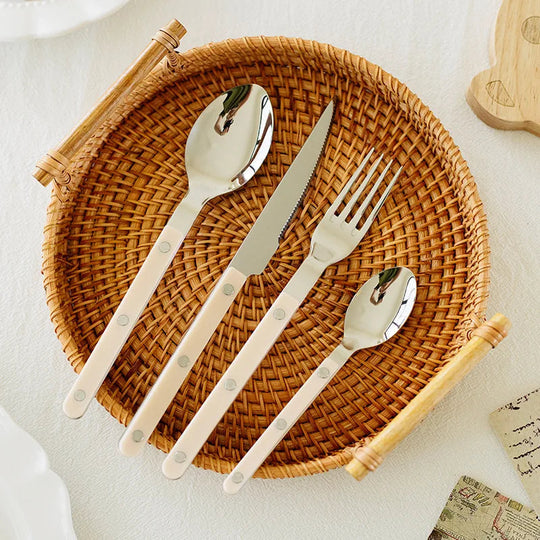 Ruokailuvälinesarja 24 osaa 2