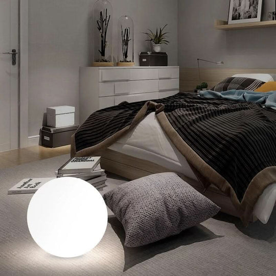 Vedenpitävä LED Lamppu Värinvaihdolla Moderni Muotoilu 3