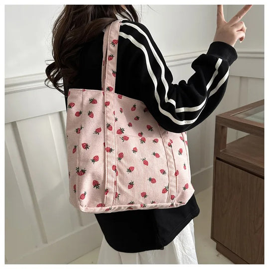 Naisten Corduroy Strawberry Print olkalaukku