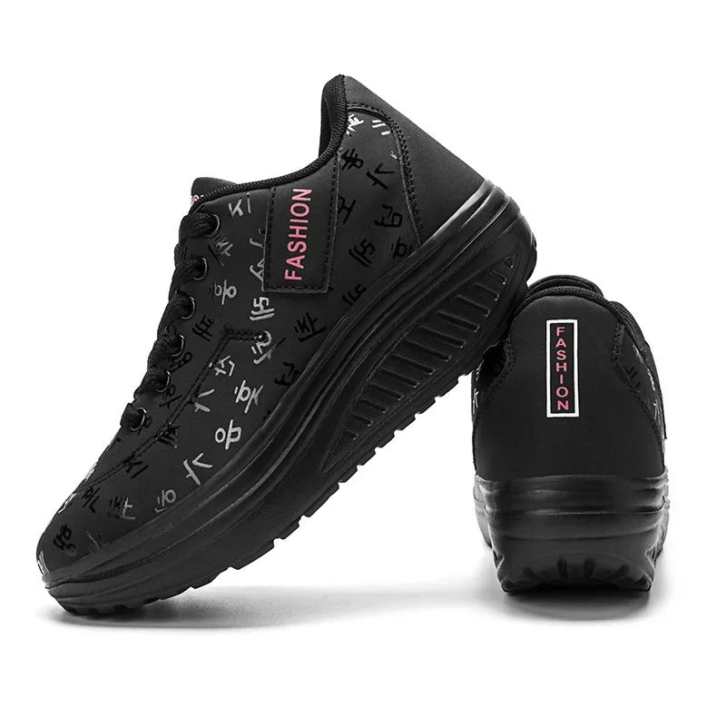 Naisten alustan kiila Lace-Up Sneakers