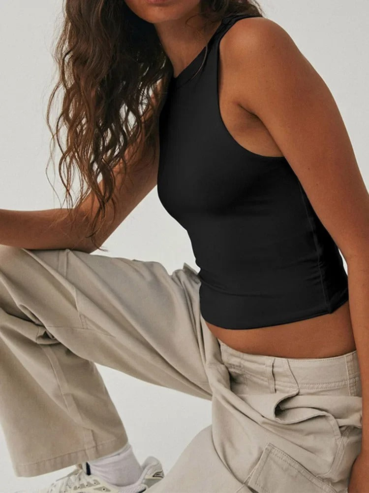 Naisten hihaton Slim Fit urheiluliivi
