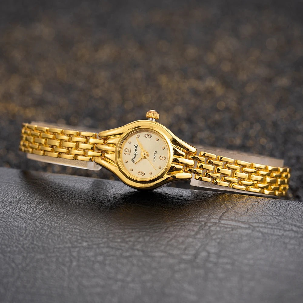 Naisten Mini Gold Luxury Watch