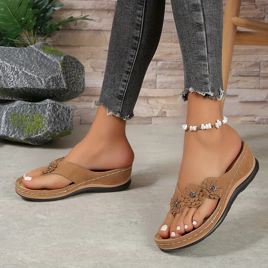Naisten Floral Slip-On Beach tossut