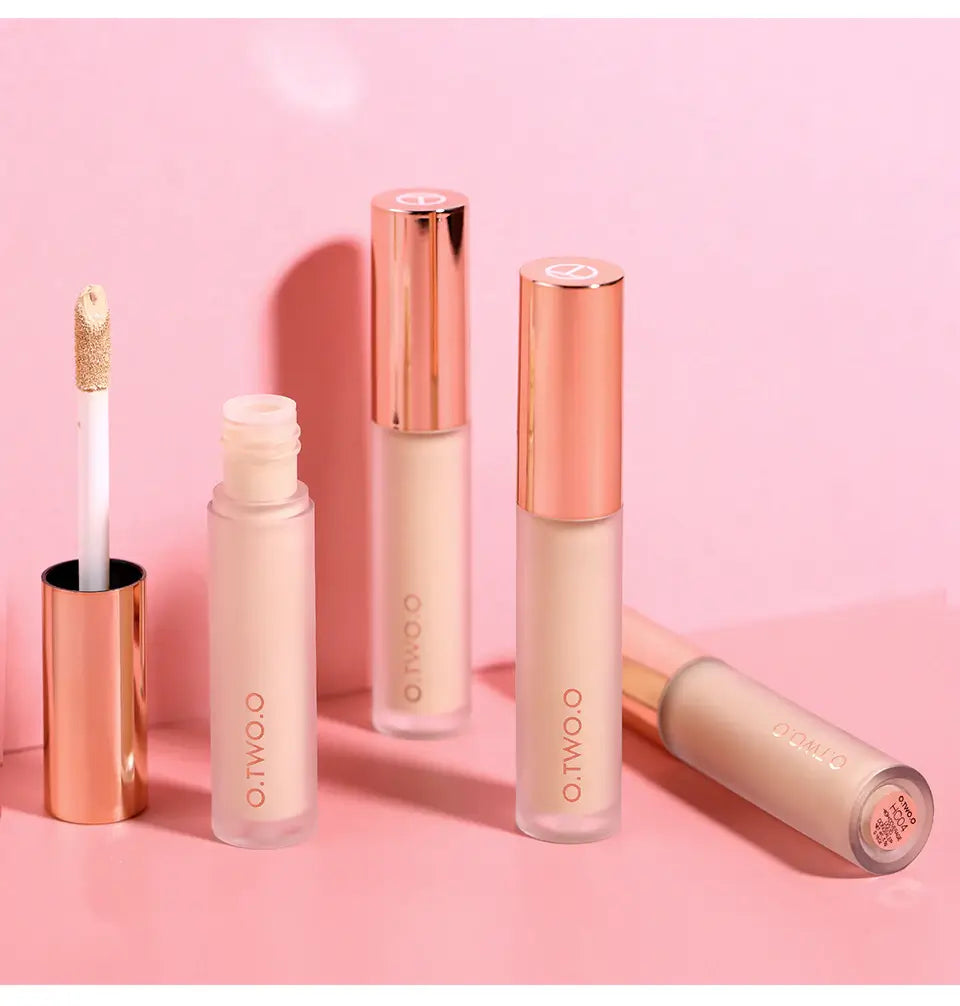 O.TWO.O Full Coverage Liquid Concealer
